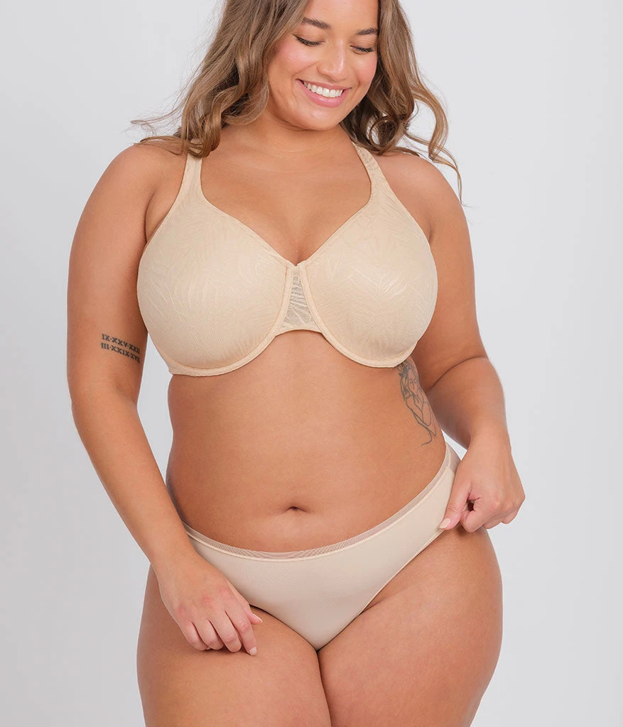 The Smooth Lace Minimizer Bra: Toasted Almond 1 The Smooth Lace Minimizer Bra: Toasted Almond