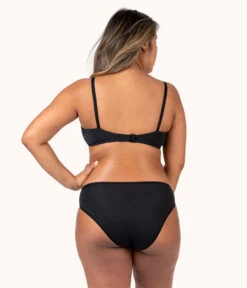 The All-Day Nursing Bralette: Jet Black -Outlet No Wire Bras Store 3 on model back all day maternity bralette jet black