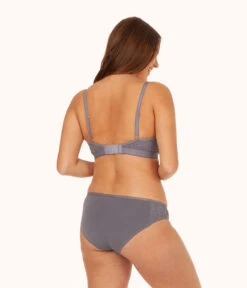 The Palm Lace Busty Bralette: Smoke -Outlet No Wire Bras Store 3 on model back palm lace busty bralette smoke