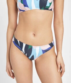 The Straight Up Halter & Bikini Swim Bundle: Retro Floral -Outlet No Wire Bras Store 4 on model front swim bikini bottom paint brush 5798fd70 16e1 491d b959 aaa3ce9d0a50
