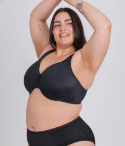 The Minimizer Bra: Jet Black -Outlet No Wire Bras Store 4 on model side1 minimizer jet black