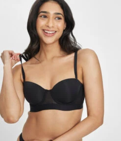 The Smooth Strapless: Jet Black -Outlet No Wire Bras Store 5 on model back1 smooth strapless jet black
