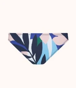 The Swim Bikini Bottom: Retro Floral -Outlet No Wire Bras Store 5 product flat back bikini retro floral 88d8a2e7 fb22 4d0d 8fa6 a760c1902289