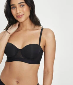 The Smooth Strapless: Jet Black -Outlet No Wire Bras Store 6 on model back2 smooth strapless jet black