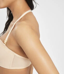 The No-Wire Strapless: Toasted Almond -Outlet No Wire Bras Store 6 on model side1 no wire strapless bra toasted almond