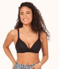 The No-Wire Push-Up: Jet Black -Outlet No Wire Bras Store sizeswap 32DD 1 front no wire push up jet black